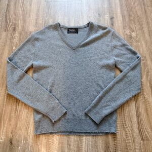 Jantzen Vintage V‎ Neck Sweater Mens Medium Gray Classic Knit USA
